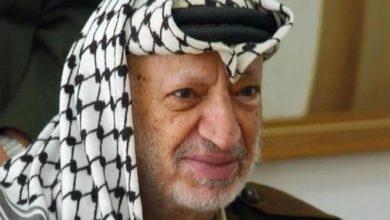 صورة “عملية أولمبياد”.. تفاصيل محاولة اغتيال ياسر عرفات في ملعب كرة قدم؟