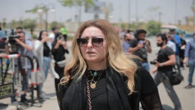 صورة نهال عنبر تنعى الفنان عثمان محمد علي