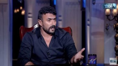 صورة أحمد العوضي: “شائعة إنفصالي عن ياسمين عبدالعزيز بتطلع كل يوم”