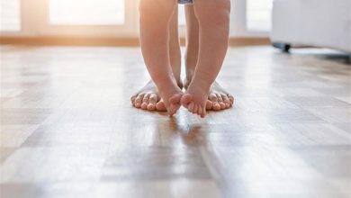 صورة ما أسباب تقوس الساقين لدى الأطفال؟