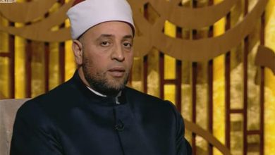 صورة دعاء لتفريج الهموم والكروبات؟.. يوضحه رمضان عبد الرازق
