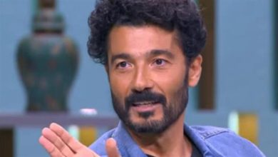 صورة خالد النبوي يروج لفيلم “أهل الكهف” استعدادًا لعرضه في السينمات