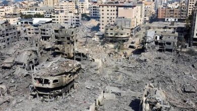 صورة مستشفى شهداء الأقصى وسط قطاع غزة تعلن عجزها عن استقبال الجرحى
