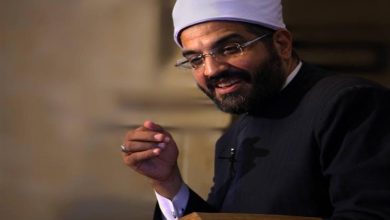 صورة عمرو الورداني: لما تسمع الاغاني الوطنية وتبكى هذا احساس بنعمة الله.. والوطن نعمة مثل الأم