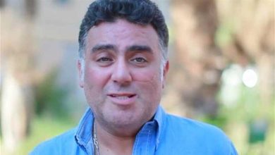 صورة تامر حبيب يشيد بأداء صناع مسلسل “بدون سابق إنذار”