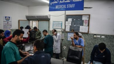 صورة “أطباء بلا حدود” تعلن سحب موظفيها من مستشفى “الأقصى” بغزة