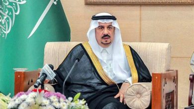 صورة نيابة عن ولي العهد.. أمير الرياض يتوج الفائزين في مهرجان خادم الحرمين للهجن في نسخته الأولى