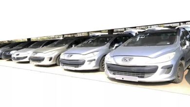 صورة مزاد علني لبيع سيارات تويوتا ومرسيدس وبيجو وغيرها