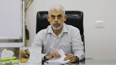 صورة إن بي سي: “إسرائيل” لا تمانع من ترحيل السنوار وقادة حماس من غزة.. ولكن بشرط