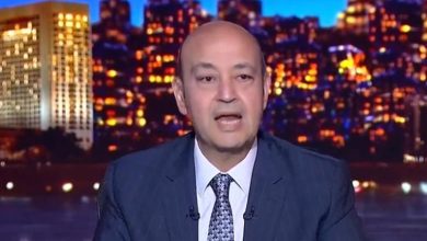 صورة عمرو أديب مع نجم الأهلي: الحمد لله انه مبيلعبش النهارده