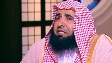 صورة داعية سعودي يذكّر بحديث “لا يصح” أخرجه البخاري ومسلم:  يخالف قوانين الطبيعة وحقائق العلم