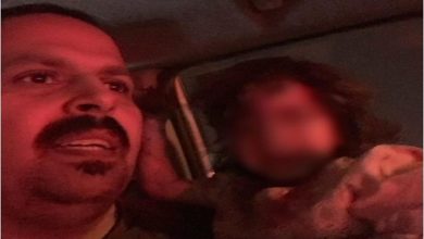 صورة سقطت من سيارة أسرتها.. شاب ينقذ طفلة من الموت على الدائري الشمالي بالرياض