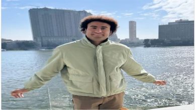 صورة علي ربيع لجمهوره: سعيد بكلامكم الجميل عن فيلم “عالماشي”
