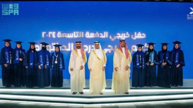 صورة سعود بن مشعل يُشرّف حفل تخريج الدفعة التاسعة من طلاب وطالبات جامعة جدة  أخبار السعودية