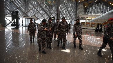 صورة اللواء عبدالله العتيبي يتفقد قوة أمن المنشآت في محطات قطار الحرمين الشريفين بجدة  أخبار السعودية