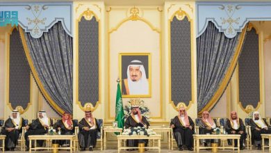 صورة ولي العهد يستقبل الأمراء والعلماء وجمعاً من المواطنين في جدة  أخبار السعودية