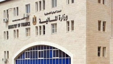 صورة “المالية”: نعمل بشكل حثيث على تجنيد كافة الموارد المالية الممكنة لتأمين دفعة مالية للموظفين قبل إجازة العيد