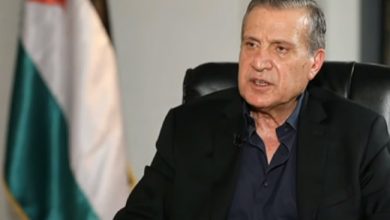 صورة ابو ردينة : اسرائيل تحاول تدمير قرار مجلس الأمن والشرطة الفلسطينية بدات تدريباتها في مصر والأردن..