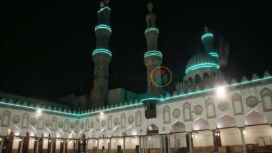 صورة موعد أذان العشاء ليوم الإثنين ودعاء النبي عند ختم الصلاة