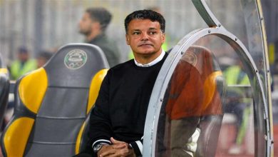 صورة الطبيب ينتظر للثامنة مساء.. تطورات الحالة الصحية لـ إيهاب جلال