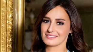 صورة حلا شيحة تحرج متابعة بعد صورها الأخيرة: “شيء مخيف إنك تبعد عن ربنا”