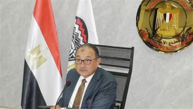 صورة وزير قطاع الأعمال يجتمع برؤساء شركات الأدوية التابعة لاستعراض مؤشرات الأداء
