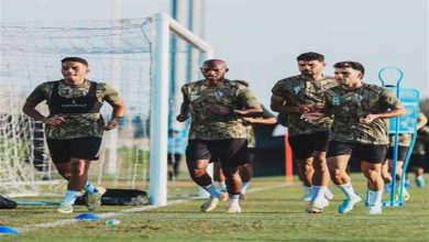 صورة طاقم تحكيم مباراة الزمالك وبيراميدز في السوبر المصري