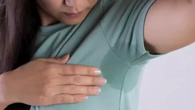 صورة لماذا يتعرق بعض الأشخاص أكثر من غيرهم؟.. 7 أسباب شائعة