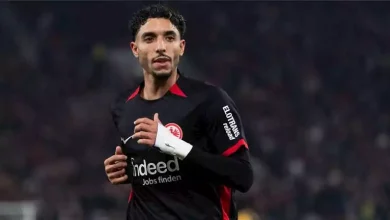 صورة آينتراخت فرانكفورت يبحث عن بديل عمر مرموش
