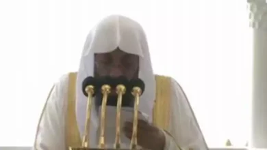 صورة خطيب المسجد الحرام يوضح حقيقة التقوى ومعنى البر في الإسلام