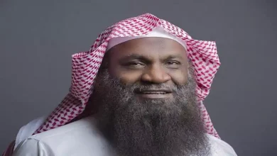 صورة فيديو- تصريح صادم لإمام الحرم السابق: أعيش على الإعلانات و”ارتباط المسجد لم يعد يناسبني”