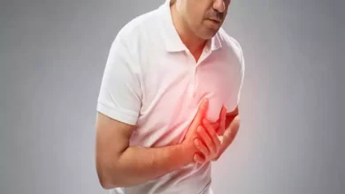 صورة ترفع السكر والكوليسترول.. 7 أطعمة تسبب النوبة القلبية المفاجئة