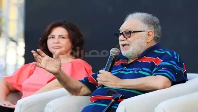 صورة “أنبل النبلاء وأصدق الأصدقاء”.. تأثر يحيي الفخراني بسبب نبيل الحلفاوي من حفل “الأفضل”