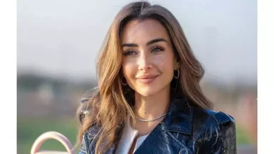 صورة أناقة باريسية بلمسة شرقية.. هنا الزاهد تتألق بإطلالة جذابة