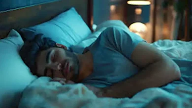 صورة ما العلاقة بين النظام الغذائي والنوم؟