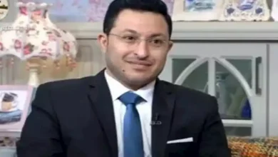صورة محمد على يوضح حكم التسبيح بالمسبحة؟