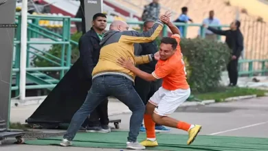 صورة مدير كرة نادي المنصورة يكشف “لمصراوي” نص حديثه مع اللاعب قبل الاعتداء على المدرب