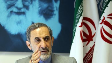 صورة مستشهدا بالقرآن الكريم”.. مستشار خامنئي يحدد منطقة في العالم تشكل الحصن الأمني لإيران