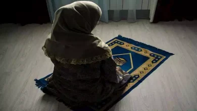 صورة هل يجب قضاء الصلوات الفائتة خلال الحيض؟.. عضو بمركز الأزهر تجيب