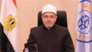 صورة رئيس جامعة الأزهر: دعاء النبي  سلاسل من نور تقرب العبد من ربه