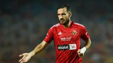 صورة إعلامي يُفجّر مفاجأة بشأن إمكانية انتقال علي معلول إلى الزمالك