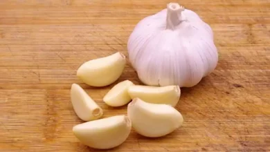 صورة ما الذي يحدث لجسمك عند تناول فص من الثوم صباحاً؟