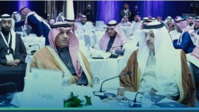 صورة الدكتور عبد العزيز بن عياف يستعرض منظومة التعليم والتدريب المستفادة من مدرسة خادم الحرمين الشريفين