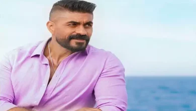 صورة خالد سليم عن عادل إمام: “الزعيم اللي علمنا إن الضحكة فن”