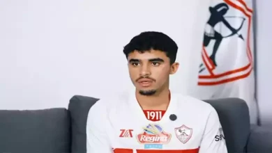صورة “هل ترك الملعب؟”.. مصدر يكشف حقيقة غضب لاعب الزمالك في مباراة بتروجيت