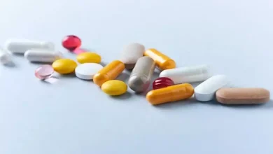صورة ماذا يحدث لجسمك عند تناول المكملات الغذائية دون استشارة الطبيب؟.. مفاجأة