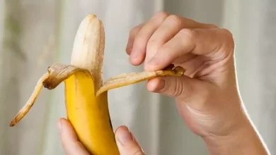 صورة لماذا يجب غسل الموز قبل تقشيره وتناوله؟ إليك السر