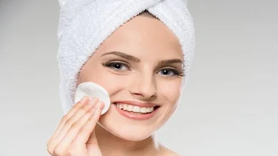 صورة ما هي الطرق الفعالة لتنظيف البشرة من الشوائب؟