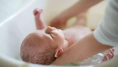 صورة دراسة تكشف: الأطفال المولودون في نهاية العام أكثر عرضة لمشاكل الصحة ال