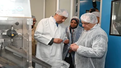 صورة وزير قطاع الأعمال: نعمل مع هيئة الدواء المصرية لتعزيز التوافق مع متطلبات التصنيع الجيد